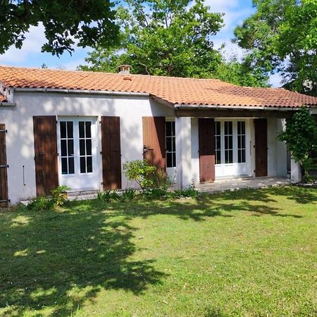 Maison A 8 Min A Pied De La Plage Avec Jardin Clos Et Ombrage Saint-Georges-d'Oleron Exteriér fotografie